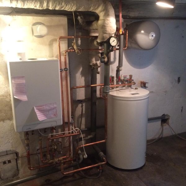 GASEX nahrazen sestavou kotle INTERGAS s nepřímotopným boilerem